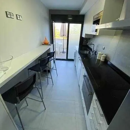 Apartamento Con Terraza En Nigran Playa America